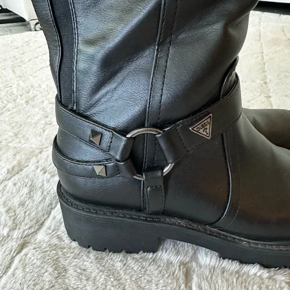 EUC Guess knee high black leather boots - Picture 3 of 7